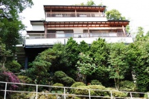桜ヶ丘分譲地 温泉付 桜並木に佇む3LDK