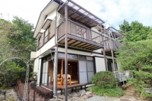 熱海市伊豆山 陽当たり良好 庭付き3LDK戸建