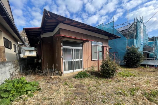 真鶴町岩　　閑静な住宅街　古家有　約50坪の土地