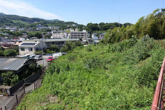 真鶴町真鶴　駅徒歩圏の広大な2つの土地