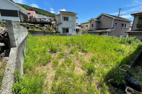 湯河原町鍛冶屋　四季を感じる閑静な住宅街の約53坪の売地