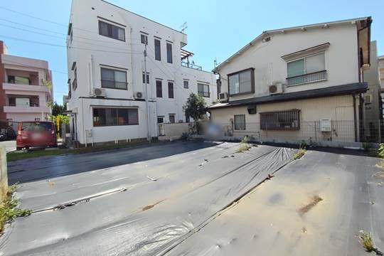 湯河原町土肥　駅徒歩2分・湯河原中心地で生活便利　約28坪の売地