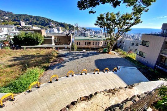 熱海市水口町　駅徒歩圏　海・夜景一望する売地　約280.72坪