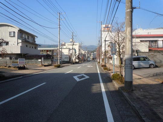 湯河原町土肥　駅徒歩約4分・南道路