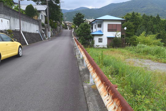 西側道路