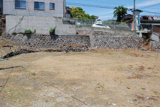 現地