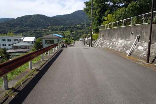 前面道路（東側）