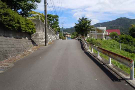 前面道路（東側）