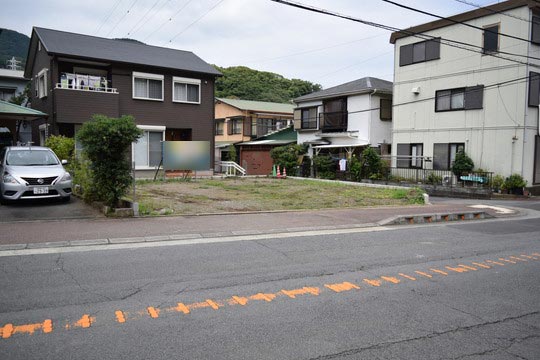 湯河原町土肥6丁目　東南角地・駅徒歩圏