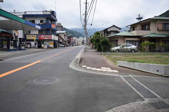 湯河原町土肥6丁目　東南角地・駅徒歩圏