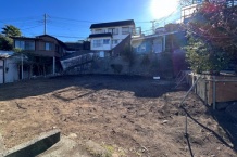 真鶴町真鶴　真鶴駅まで1.6ｋｍ　海を眺望する平坦な約110坪売地