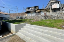 湯河原町宮下　駅まで徒歩約9分　生活便利な住宅地