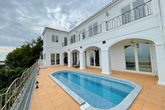 真鶴町岩　オーシャンビュー屋外プール付き　3LDK+2S