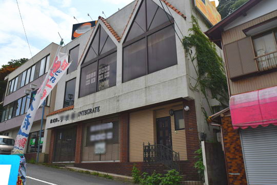 真鶴町真鶴 駅徒歩4分 駅前商店街の店舗事務所 湯河原 真鶴 不動産のリアルター 湯河原駅前