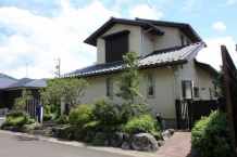 箱根町仙石原 大手ハウスメーカー施工 平成24年築の和風邸宅