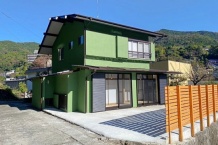 湯河原町宮上 奥湯河原エリア リフォーム済・和洋折衷の南向き4LDK