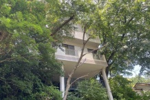 熱海市泉　3階建て4ＬＤＫ　各階バルコニー付　陽当たり良好