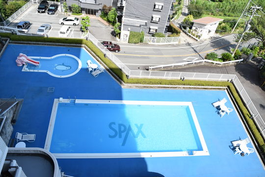 屋外プール