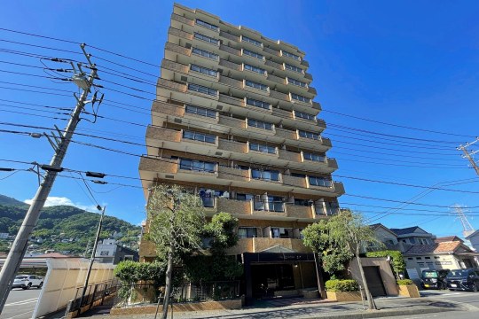 ライオンズマンション湯河原第6　生活便利な定住地　山並み眺望　3階1K