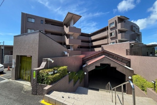キャッスル湯河原　吉浜ビーチ徒歩6分　専用庭付き2LDK