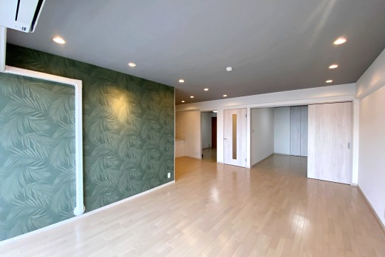 リビングダイニング