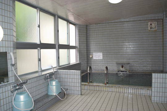 熱海市春日町 不動産物件：熱海第一ビラ　最上階・家具付