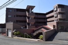 キャッスル湯河原 海と山並みを望む高層階 2LDK
