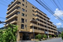 アーバンヒルズ湯河原 生活便利な街中 4階 2LDK