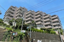 朝日フレール真鶴　海一望・三面バルコニー付きの希少なペントハウス